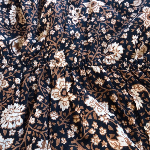Amuse Society Brown Flowered Shorts Romper - Picture 5 of 7